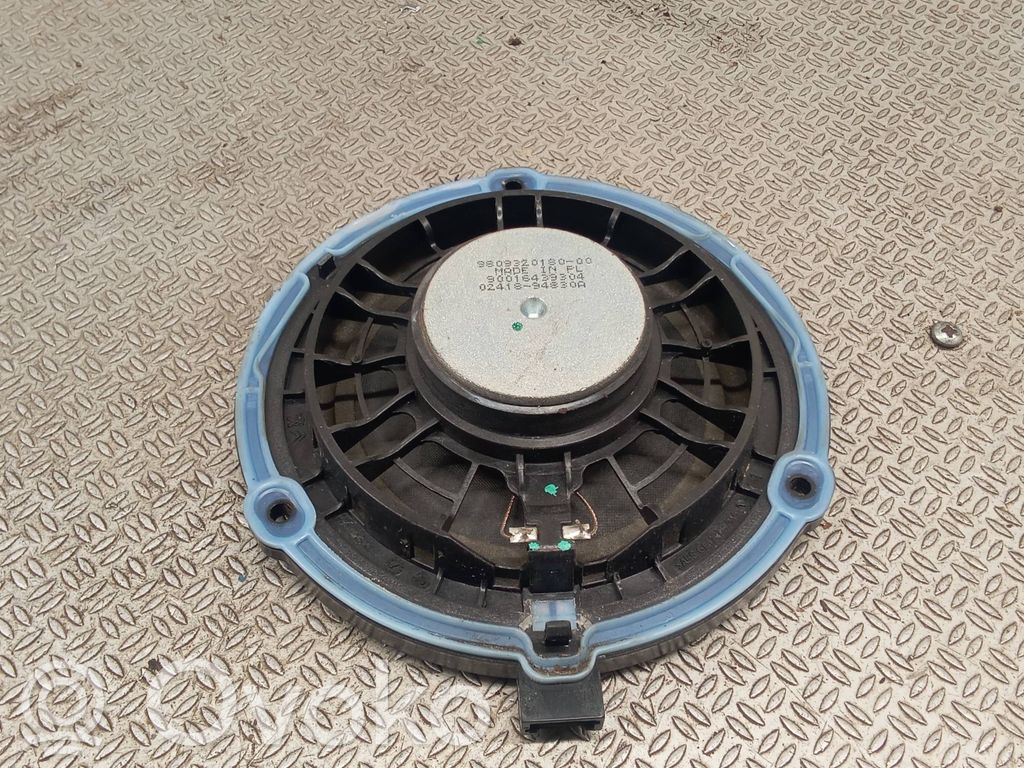 Altavoz de la puerta trasera   9809320180