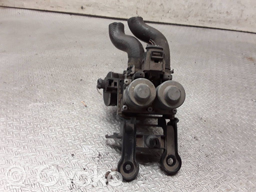 Válvula de control del calentador del refrigerante   4F1959617A