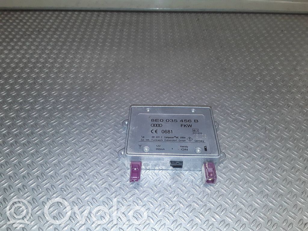 Amplificateur d'antenne   8E0035456B
