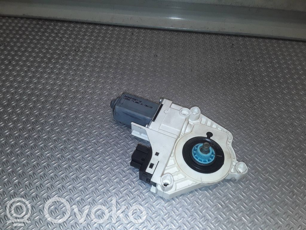 Motor del regulador de la ventanilla de la puerta delantera   4F0959802B