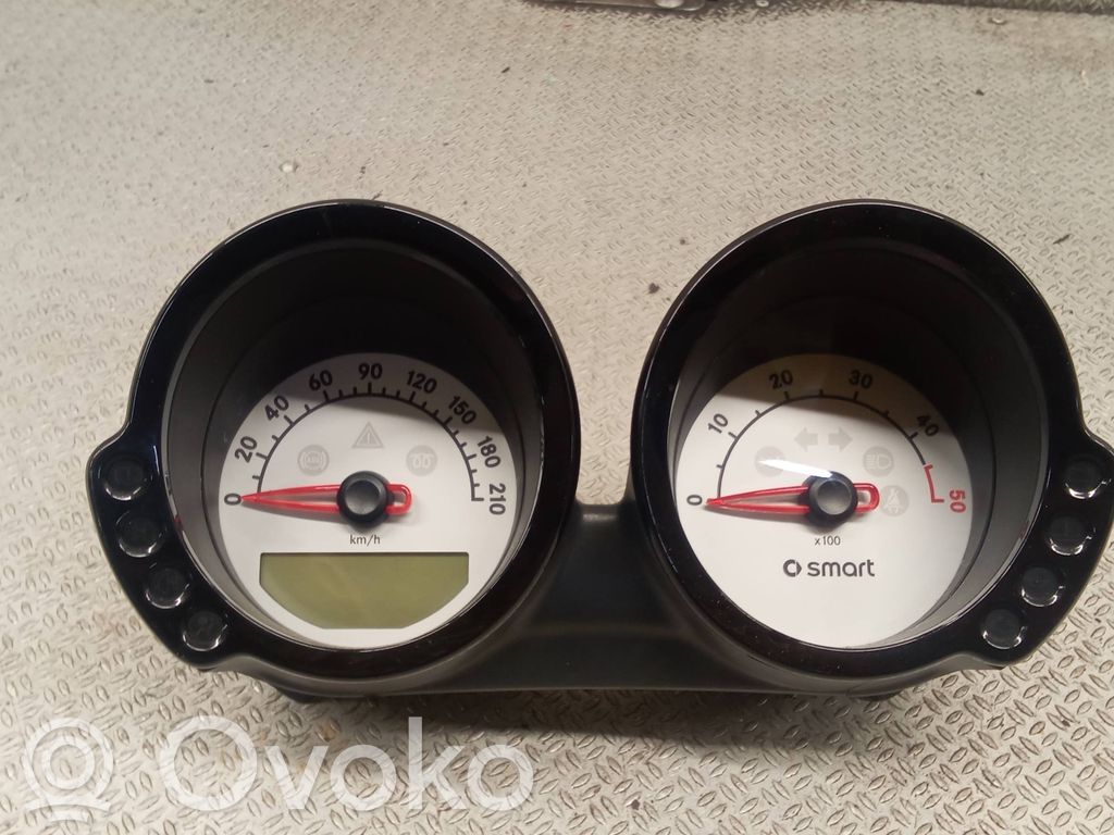 Velocímetro (tablero de instrumentos)   A4545403311