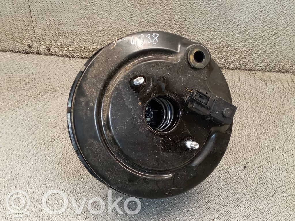 Brake booster   6788041