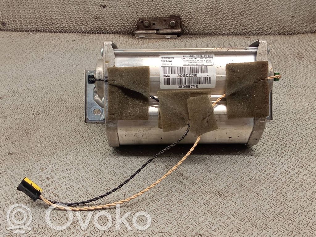 Passenger airbag   39705929205R,30355677B