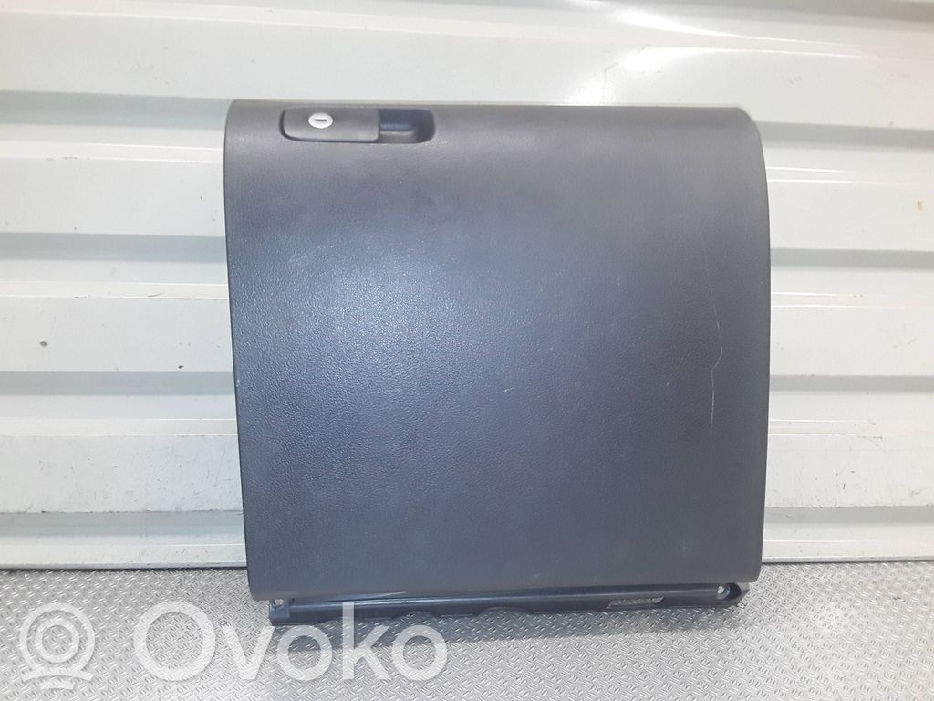 Guantera   5M1857097K