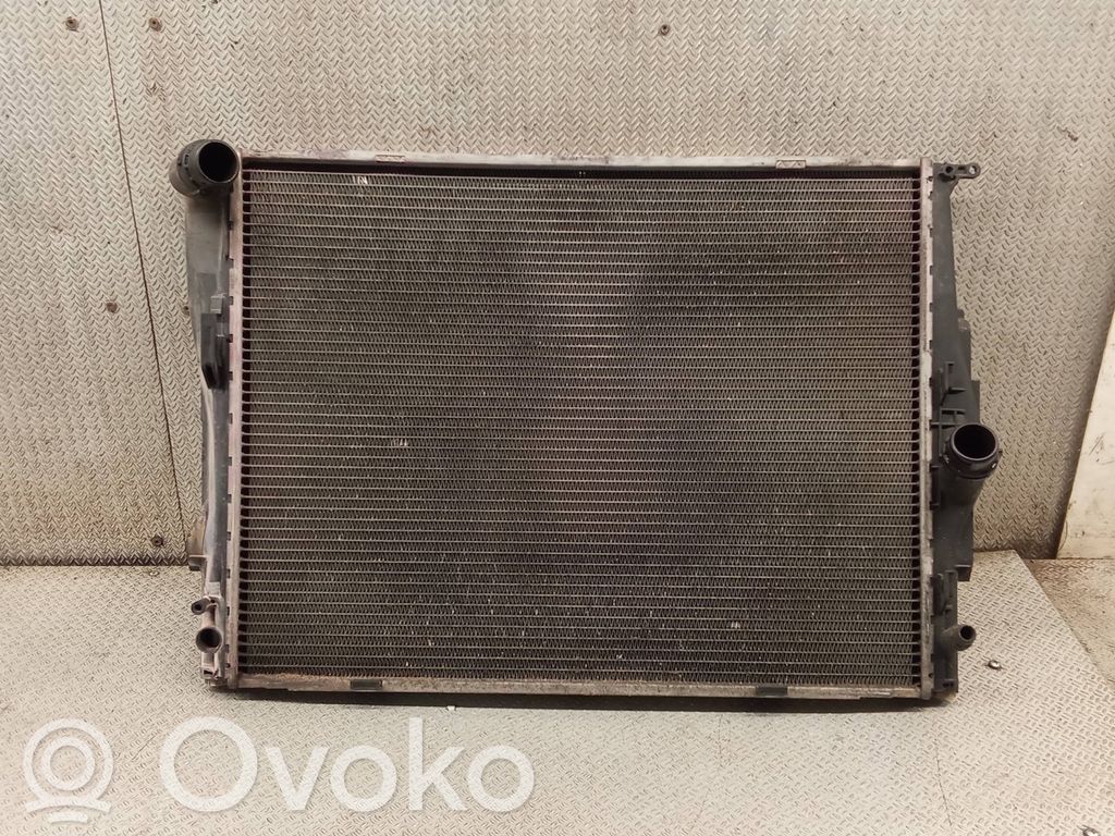 BMW 3 E90 E91 Radiator lichid răcire 