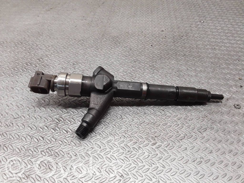 Nissan Primera Injector combustibil 