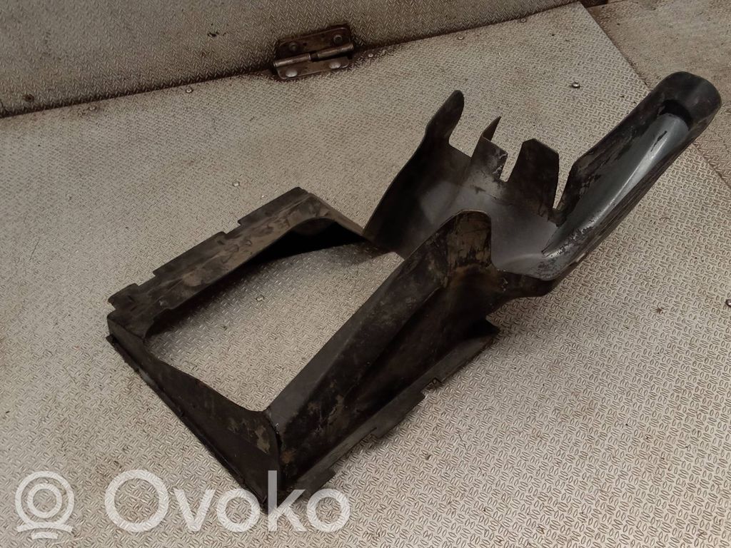Guía de aire del intercooler   4L0117336