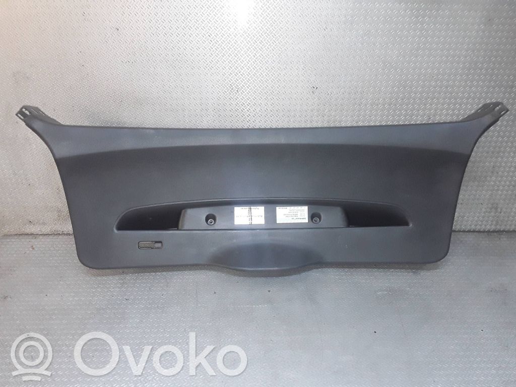 BMW 1 E81 E87 Galvenais apdares panelis 