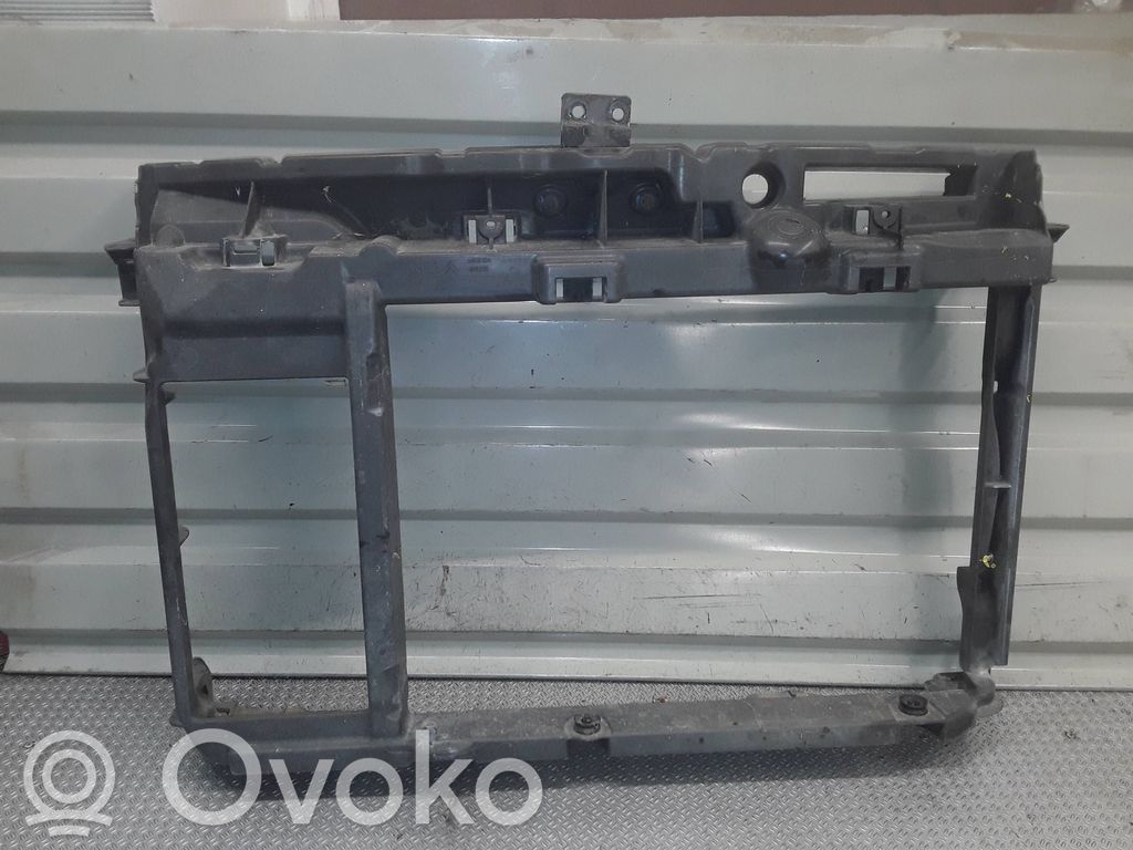 Citroen C3 Picasso Radiatoru panelis 