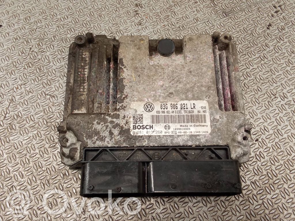 Volkswagen PASSAT B6 Unitate/modul de control motor 