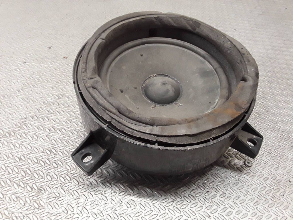 Saab 9-5 Front door speaker 