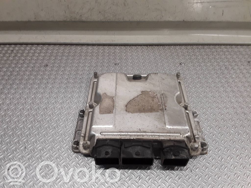 Peugeot 807 Engine control unit/module 