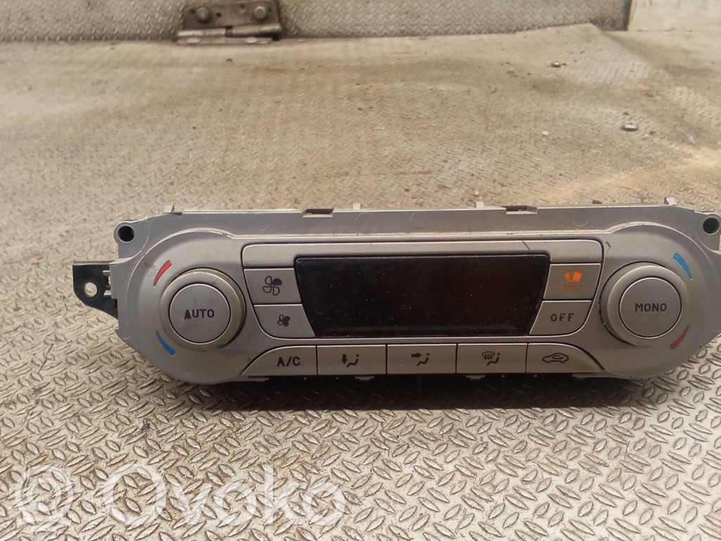 Ford Focus Climate control unit 