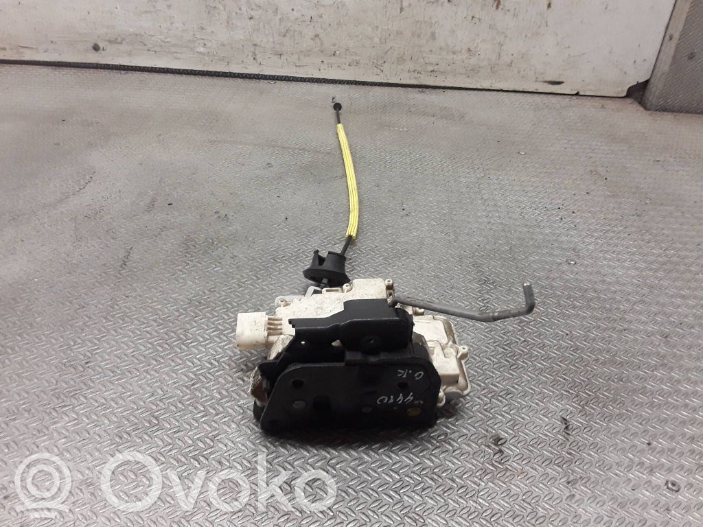 Cerradura de puerta trasera   4F0839015