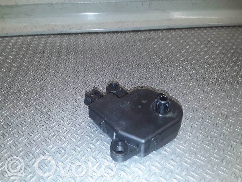 Air flap motor/actuator   04885465AAC