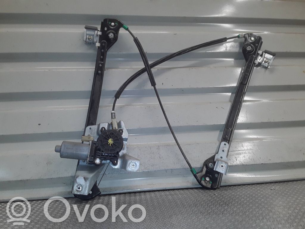 Chrysler Pacifica Front door window regulator with motor 