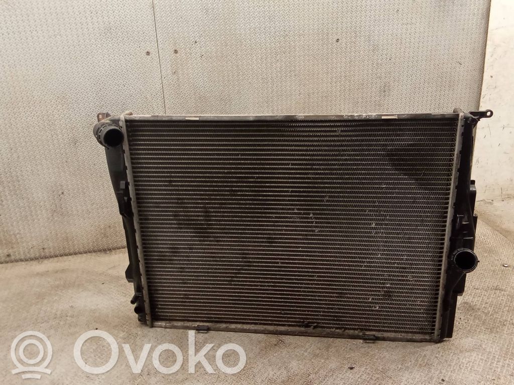 BMW 1 E81 E87 Coolant radiator 
