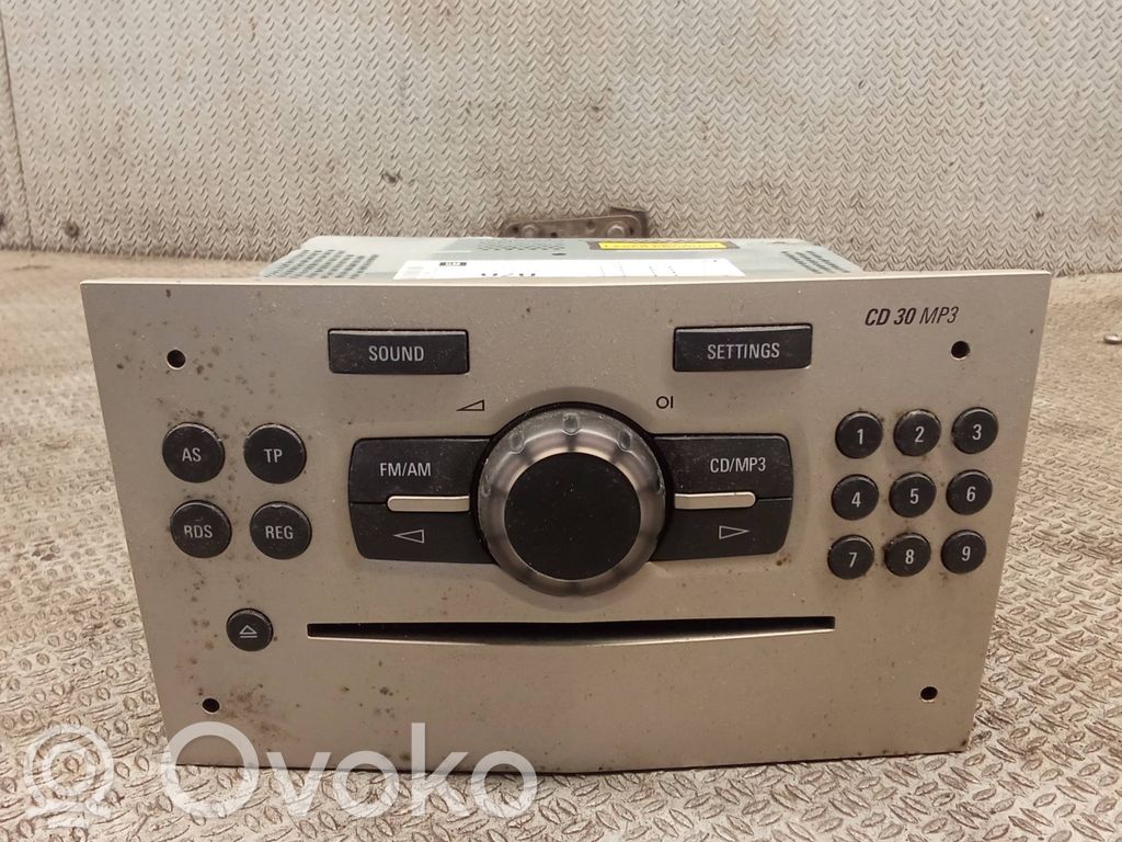 Radio / CD-Player / DVD-Player / Navigation   13254191