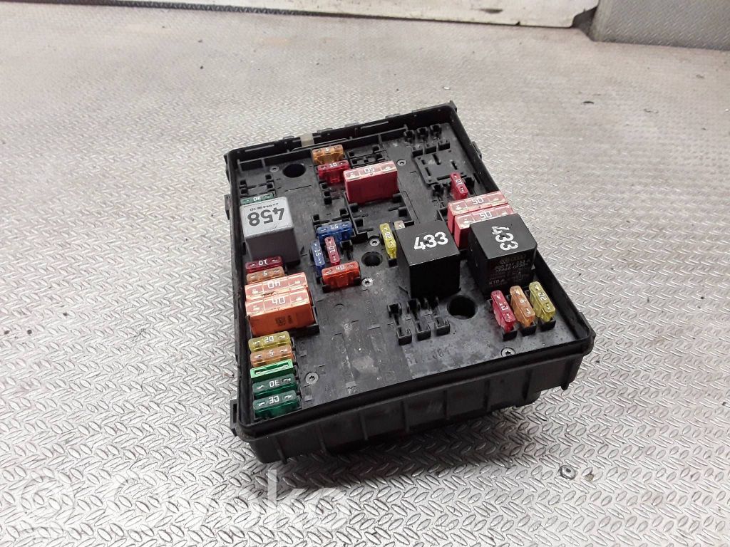 Module de fusibles   1K0937124K