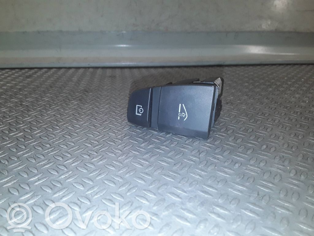 Audi Q7 4L Botón de apertura de la guantera 