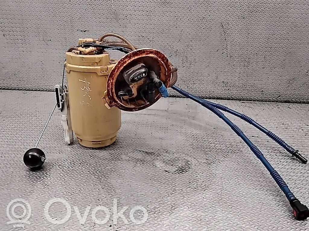 Pompe à carburant   7L8919679F