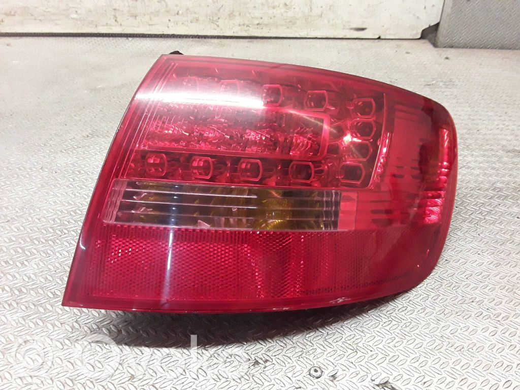 Audi A6 S6 C6 4F Lampă spate în caroserie