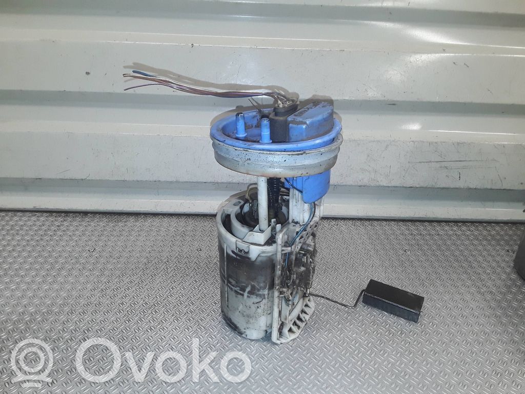 Audi A3 S3 8P Bomba interna de combustible 