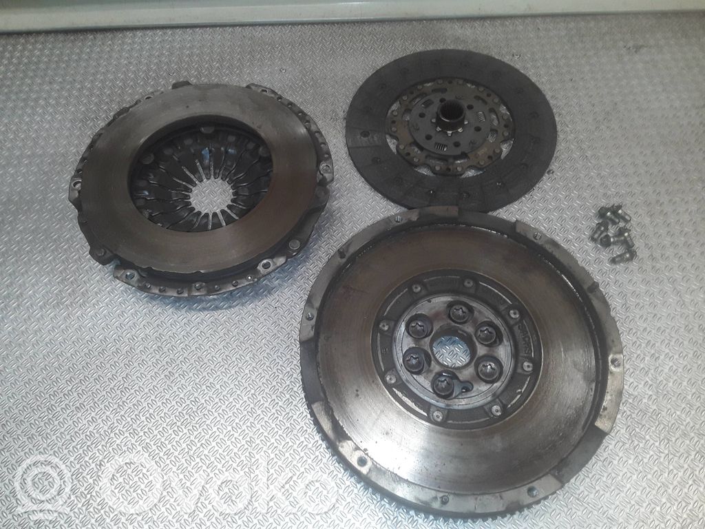 Opel Insignia A Sankabos komplektas 