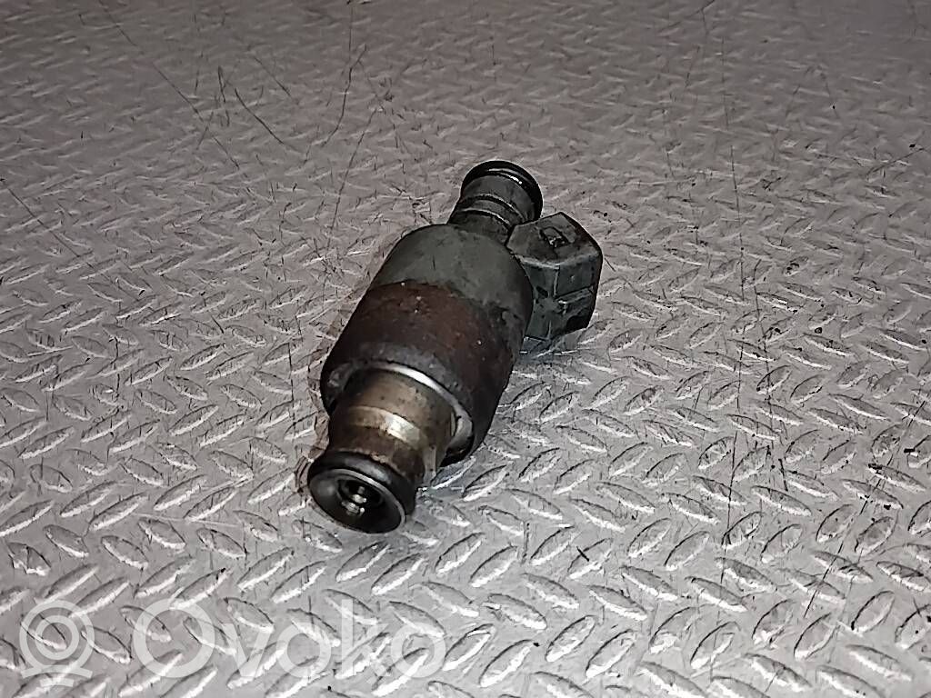 Opel Astra G Inyector de combustible 