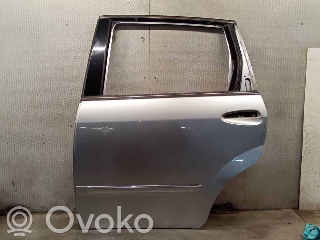 Rear door