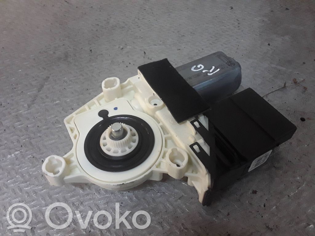 Seat Altea Asa reguladora de la puerta trasera 