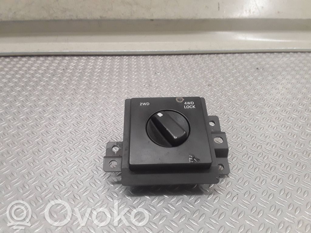 Dodge Nitro Differential lock switch 