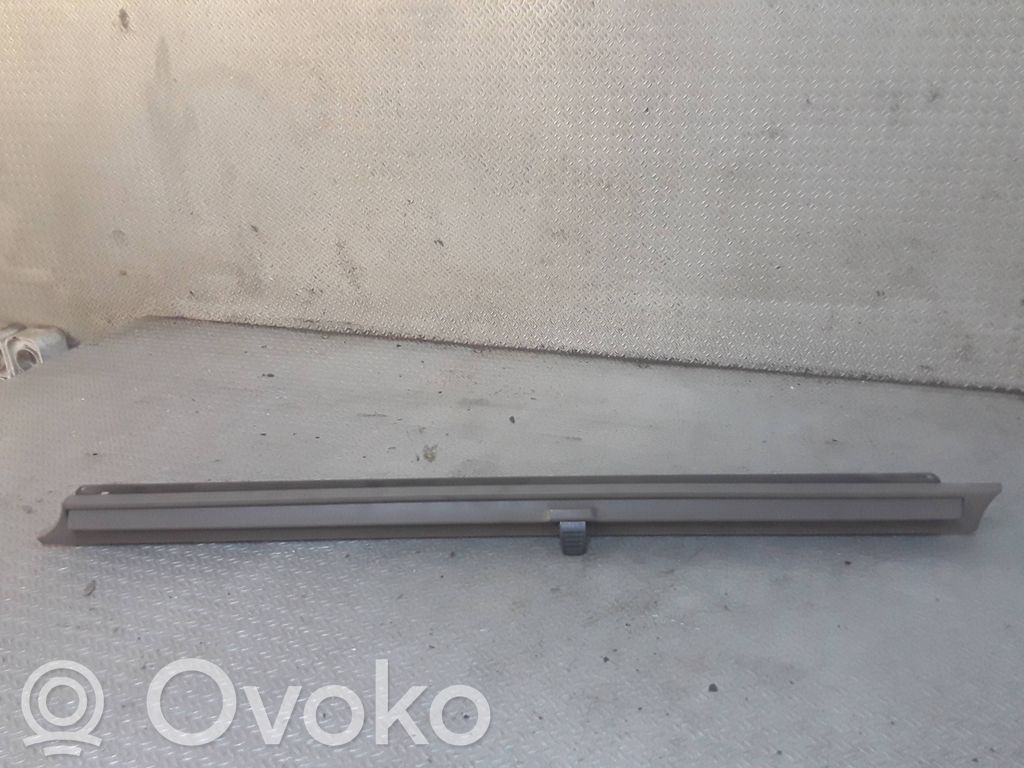 Galinė lango užuolaidėlė   4E0861333