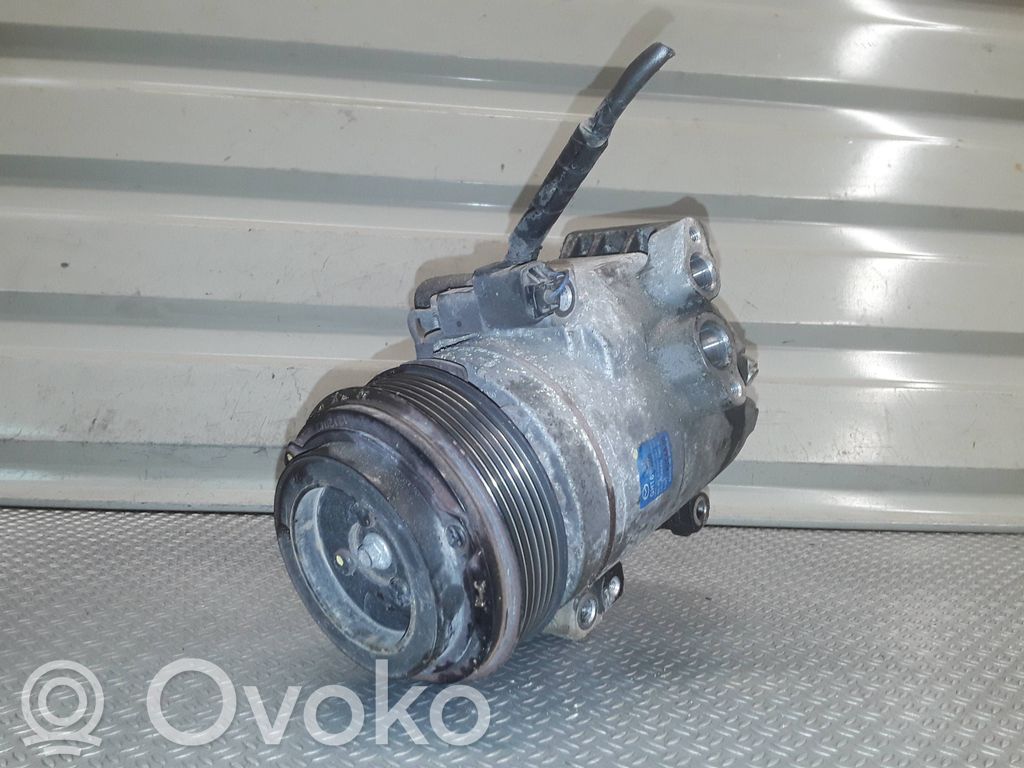 Ilmastointilaitteen kompressorin pumppu (A/C)   F500AUCAA05