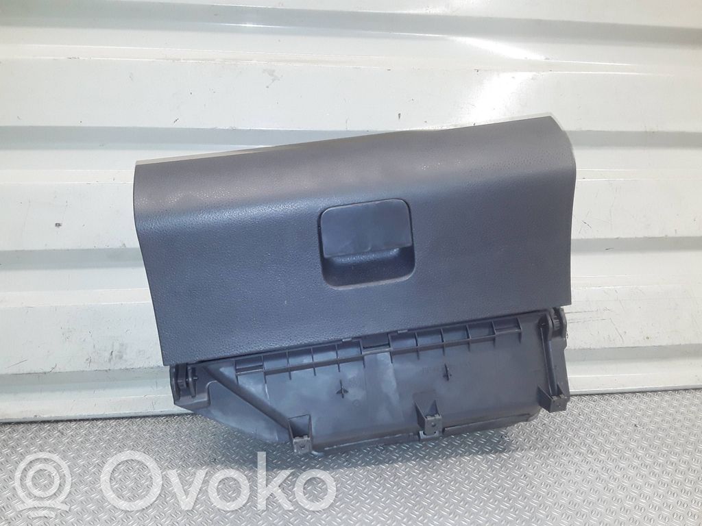 Volkswagen Polo IV 9N3 Guantera 