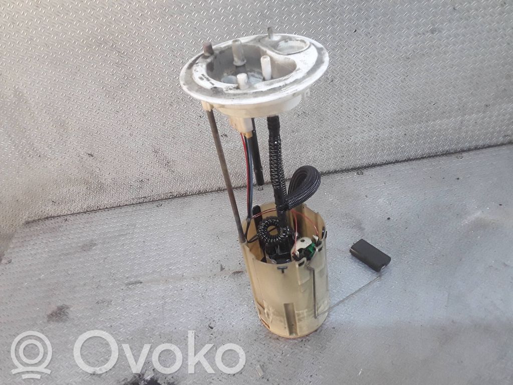 Bomba interna de combustible   1347802080,0580303076