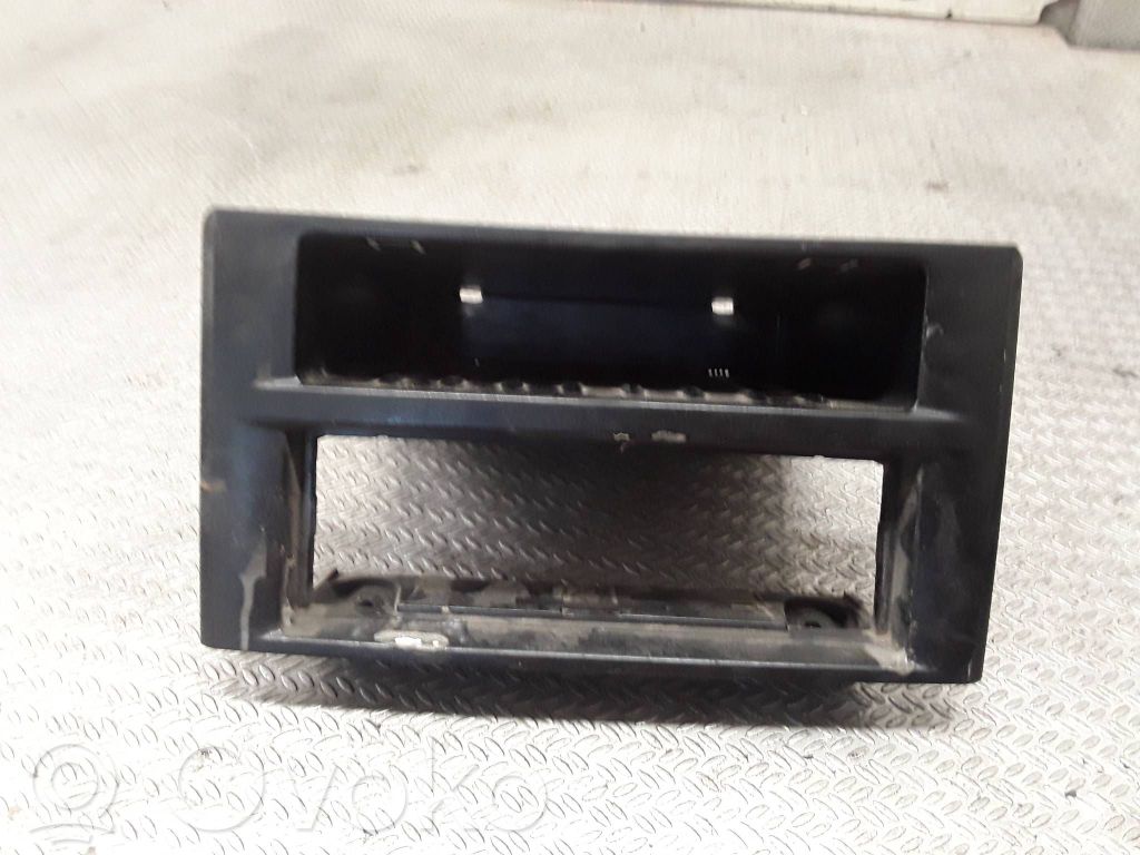 Iveco Daily 35.8 - 9 Dashboard storage box/compartment 