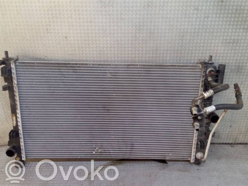 Opel Insignia A Coolant radiator 
