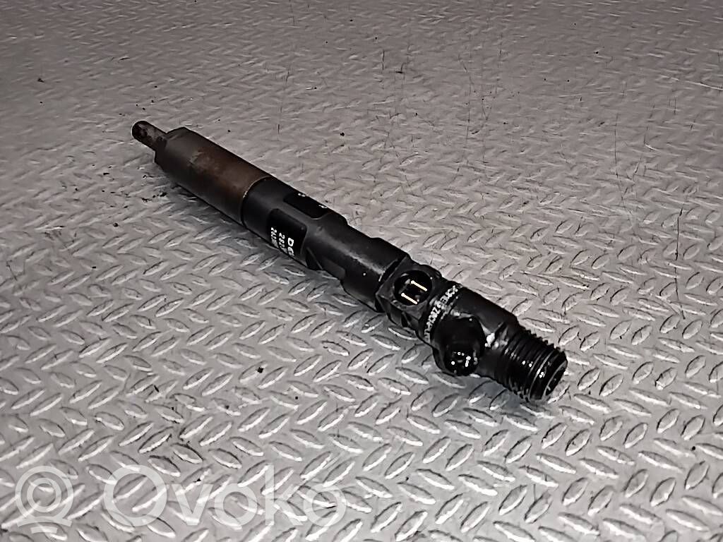 Renault Clio III Inyector de combustible 