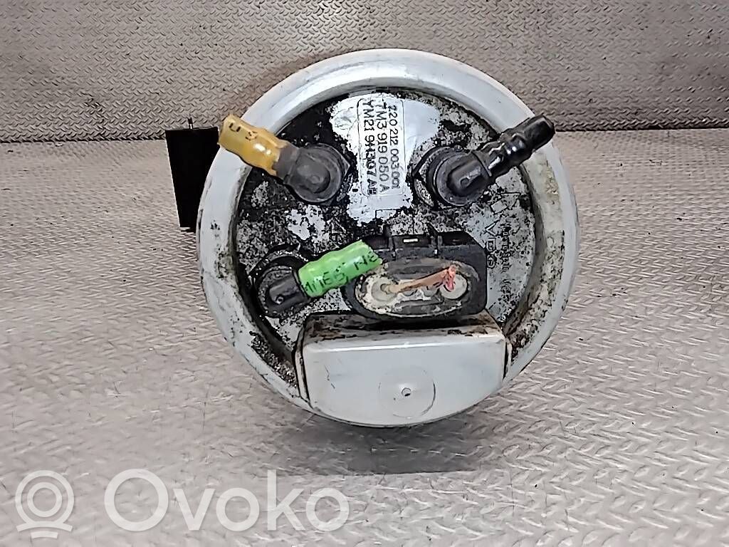 Pompe à carburant   7M3919050A