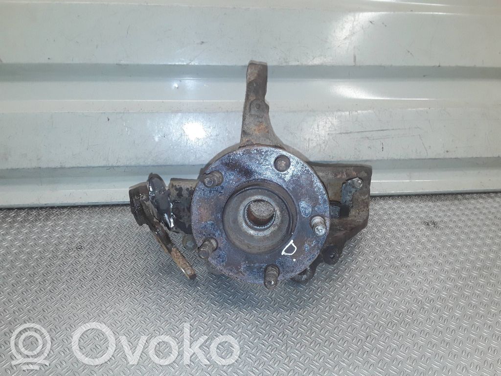 Front wheel hub spindle knuckle