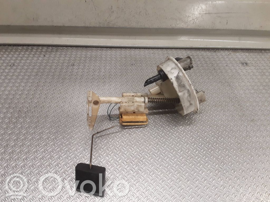 Mercedes-Benz E W211 Sensor de nivel de combustible 