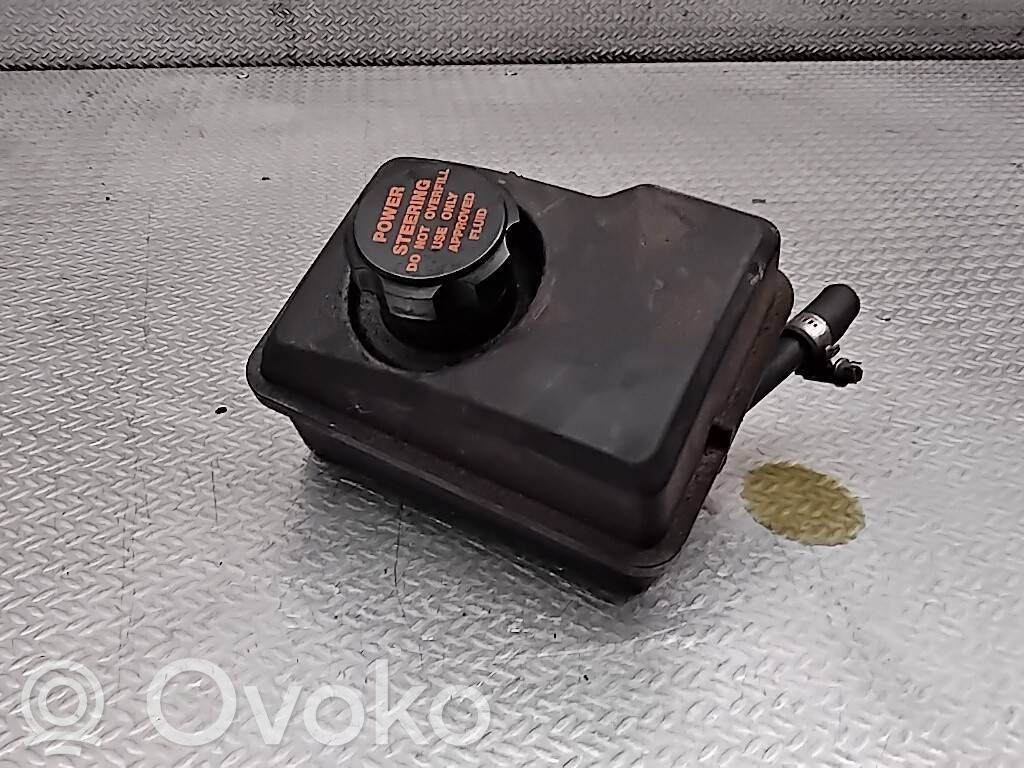 Ausgleichsbehälter Servopumpe   8671269