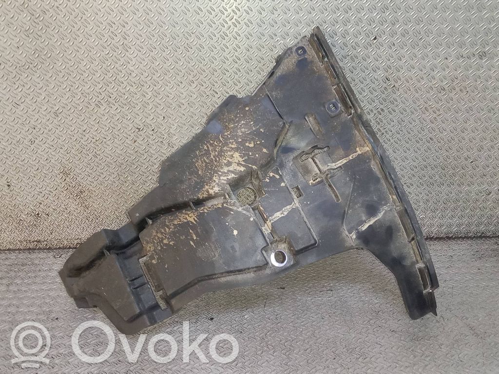 Front bumper mounting bracket   08693182