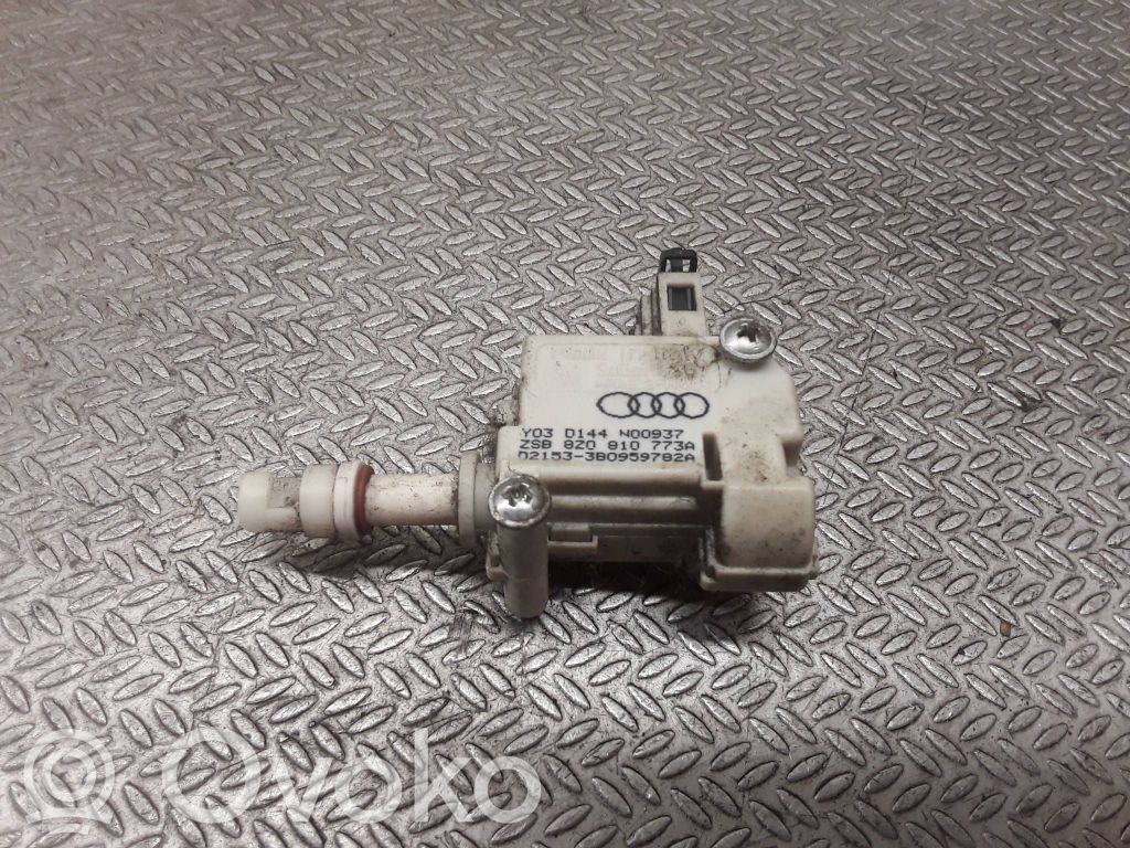 Audi A2 Degvielas tvertnes vāciņa bloķēšanas motorīts 