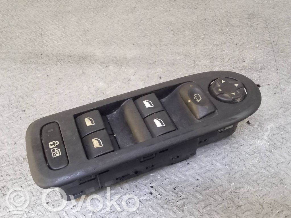 Citroen C5 Electric window control switch 