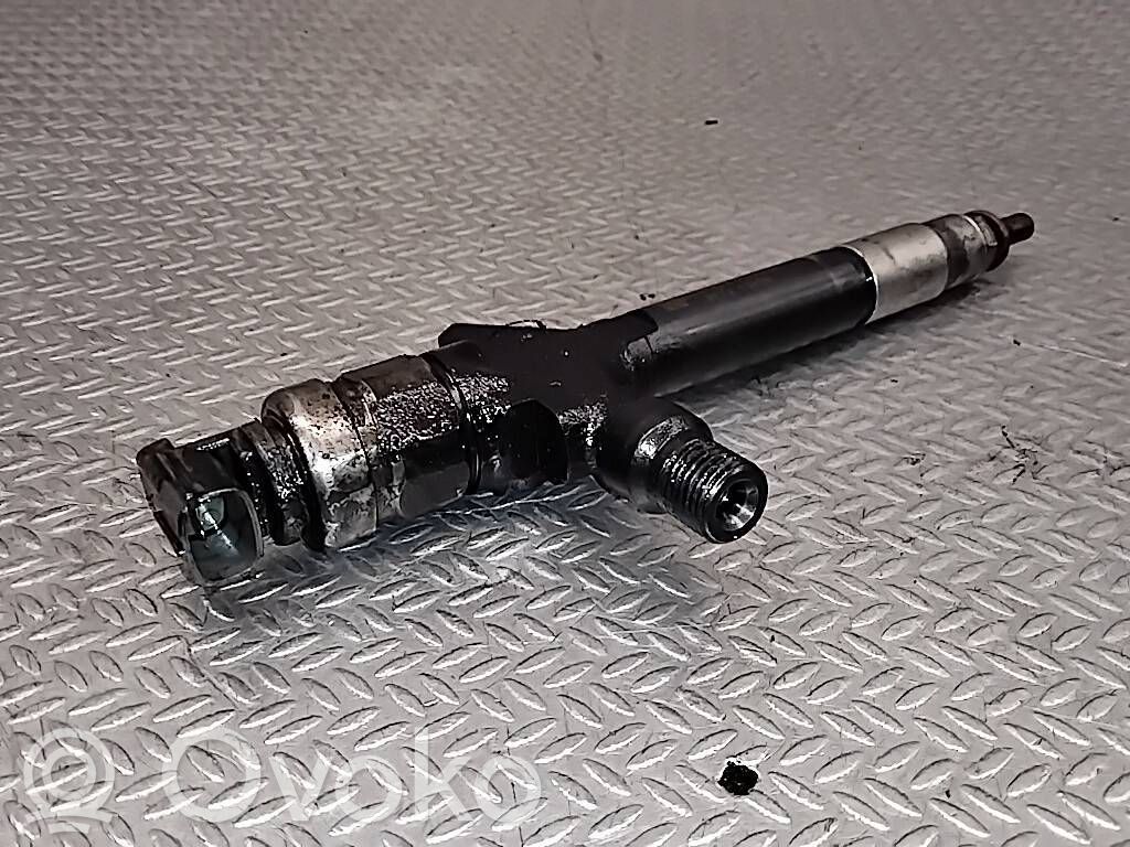 Injektor Einspritzdüse   RF7J13H50