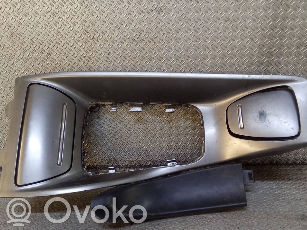 Citroen C5 Consola de plástico de la palanca de cambios 