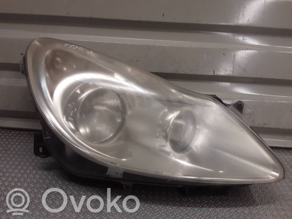 Opel Corsa D Scheinwerfer 