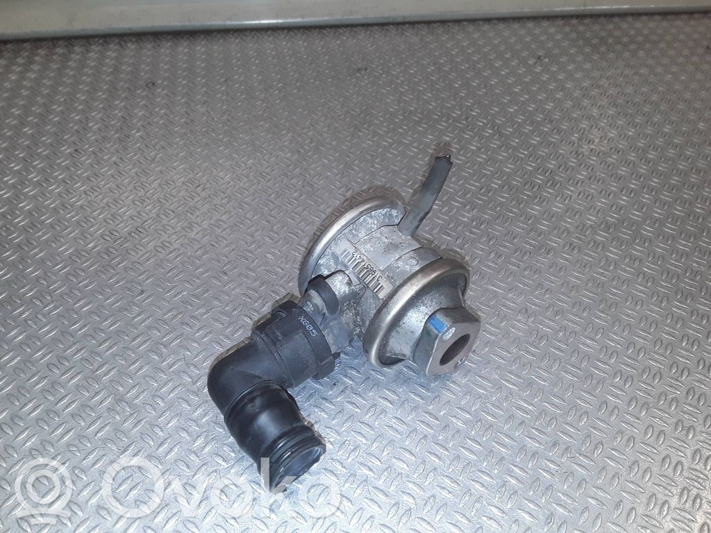 Válvula EGR   022131101A